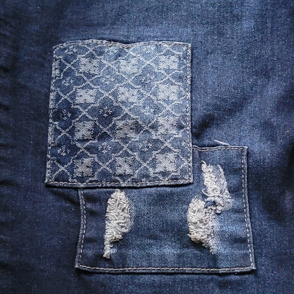 DkIN Capris Jean Med Wash Plus Size 24W - Picture 6 of 9